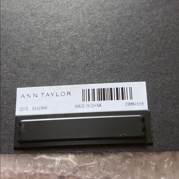 Ann Taylor Juicy watermelon Raffia Wrapped Hoop Earrings - Picture 3 of 4